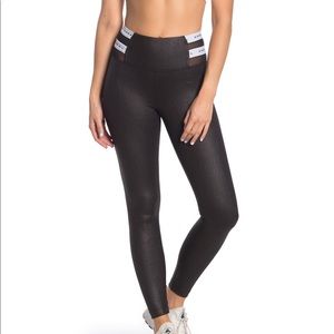 Koral leggings NEVER WORN